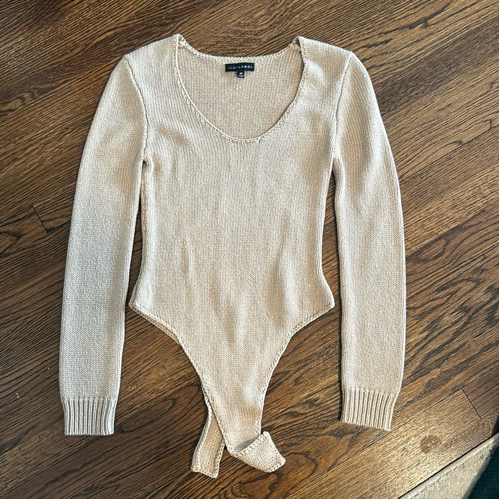 Beige knitted body suit
